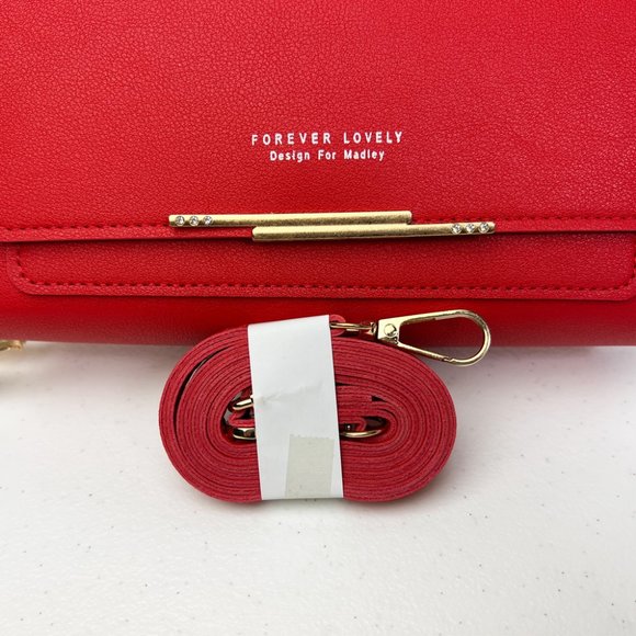 Red Cross Body Wallet - Effortlessly Stylish and Casual - Picture 4 of 6